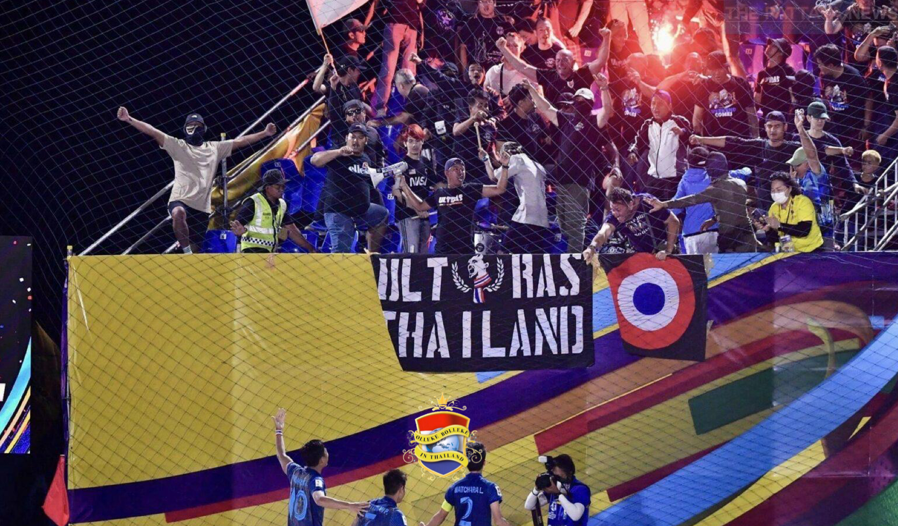 Thaise voetbalbond krijgt boete van 2.4 miljoen baht nadat voetbalfans fakkels afvuurden bij Beach Soccer Cup in Pattaya