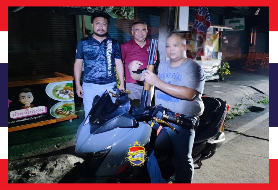 In het kader van de verhoogde misdaadbestrijding in Pattaya neemt de politie een jachtgeweer van een inwoner in beslag