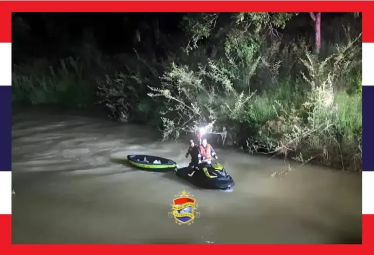77-jarige oude Schot wordt gered nadat zijn kajak in een rivier in Noordoost-Thailand zonk