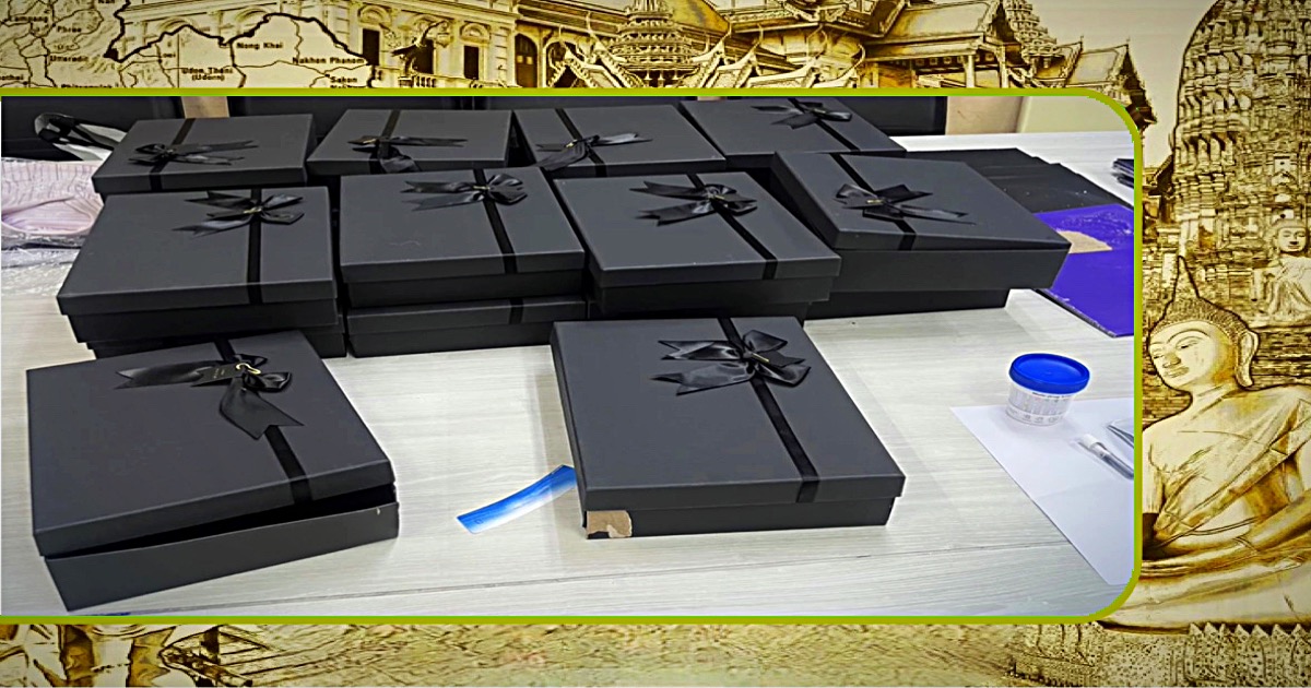 Twee Hong Kong Chinezen in Bangkok gearresteerd voor het per post versturen van verdovende middelen