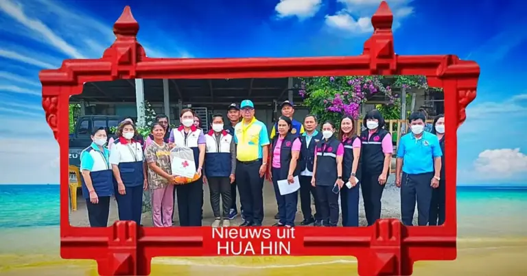 Vice-gouverneur van Prachuap Khiri Khan bezoekt families die getroffen zijn door de geweldsincidenten in het Midden-Oosten