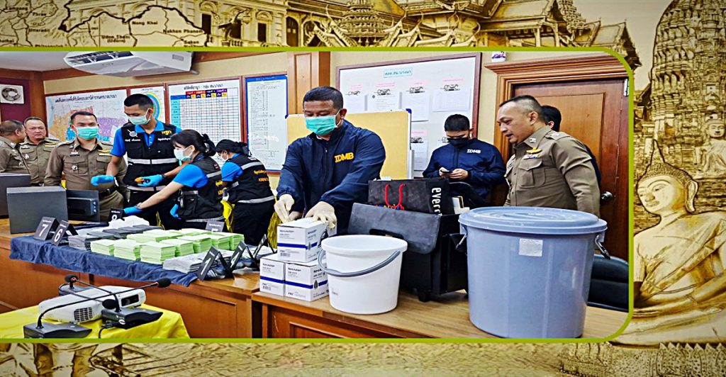Politie Bangkok vindt een grote hoeveelheid valse bankbiljetten in een kamer van een vermoorde Taiwanese man 