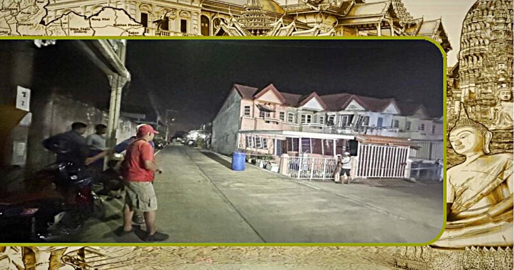 In Centraal Thailand zijn vier herenhuizen onverklaarbare wijze ingestort