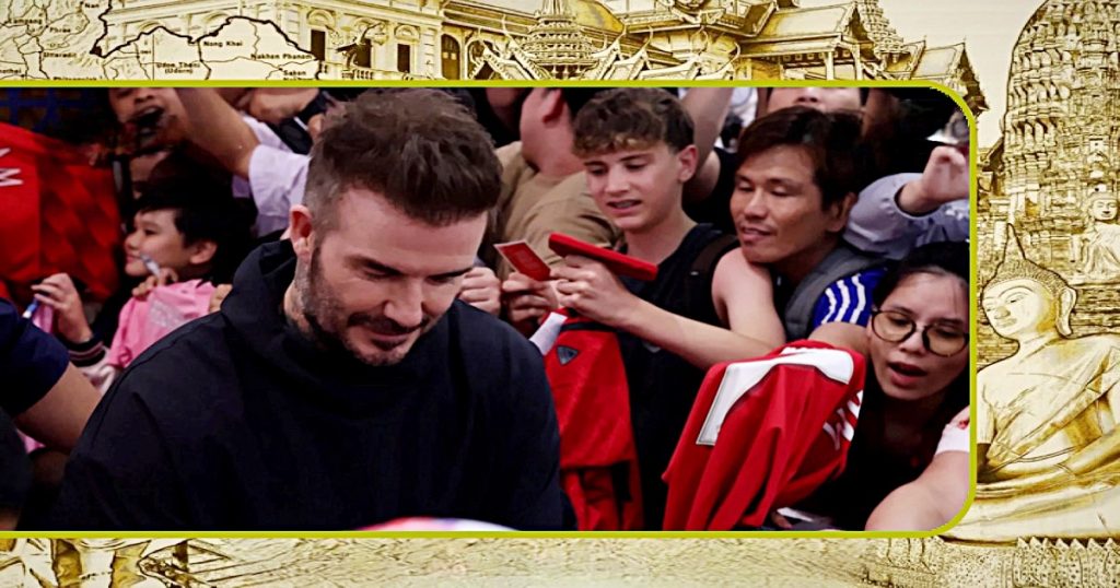 🎥 | De Britse voetbal legende David Beckham in Thailand gesignaleerd 
