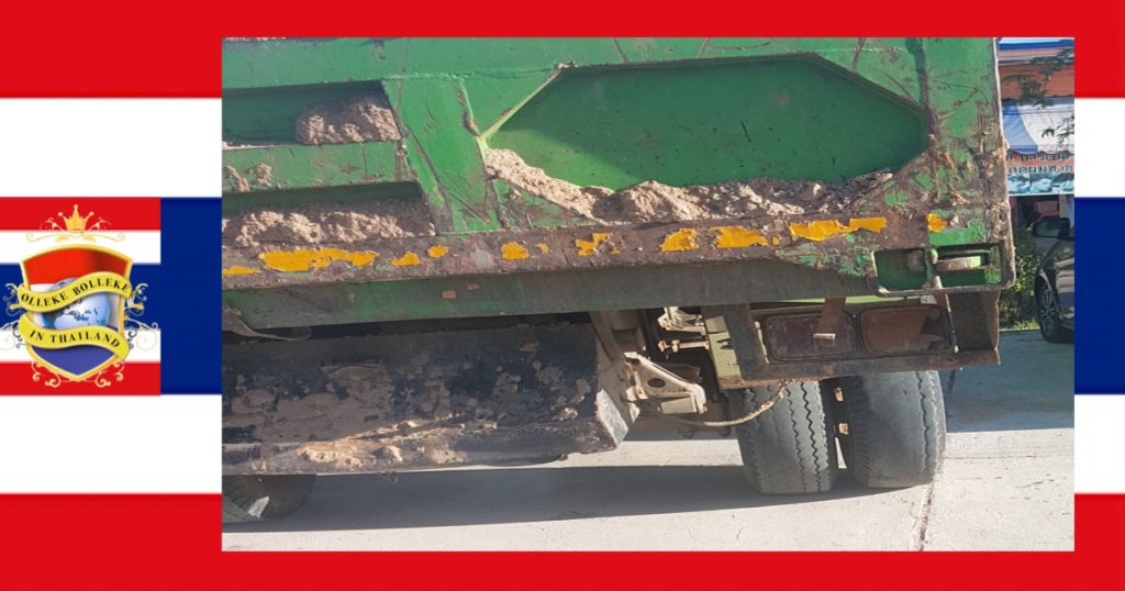 De hoofdstad van Thailand komt met een strengere handhaving tegen overbeladen vrachtwagens