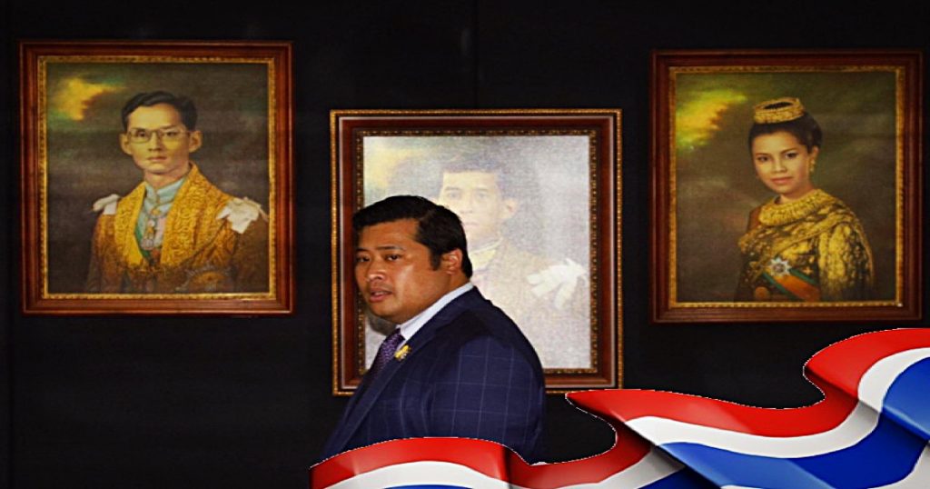 Na bijna dertig jaar in de VS te hebben gewoond, krijgt de tweede zoon van de koning Vajiralongkorn een Thais identiteitsbewijs