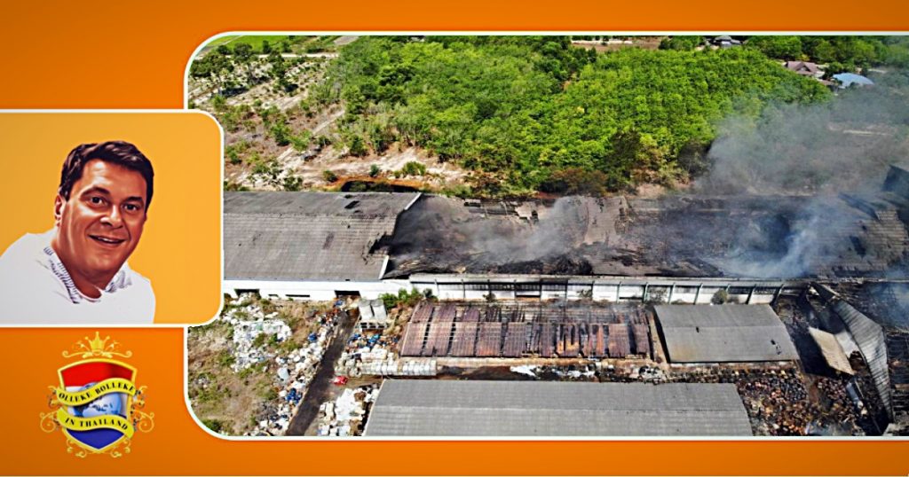 Chemische brand brandt nog steeds in de verlaten fabriek in Oost-Thailand onderwijl zijn 67 lokale bewoners in het ziekenhuis behandeld