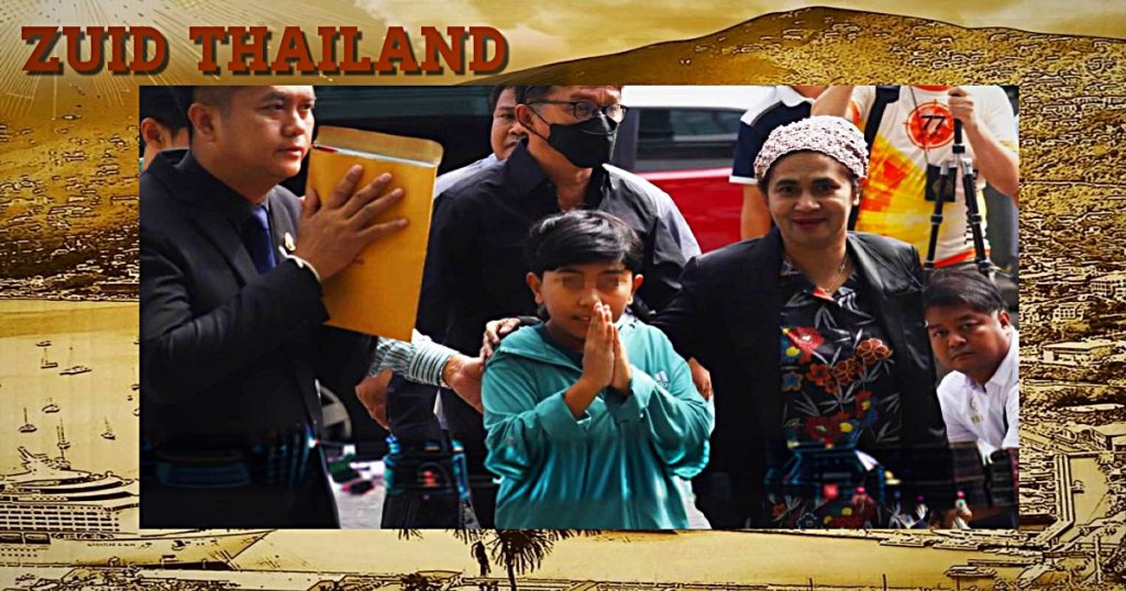 UPDATE | Kinderbescherming van Thailand  verbiedt de ouders van ‘Boeddha’s zoon’ om nog geld over de rug van hun zoon binnen te harken