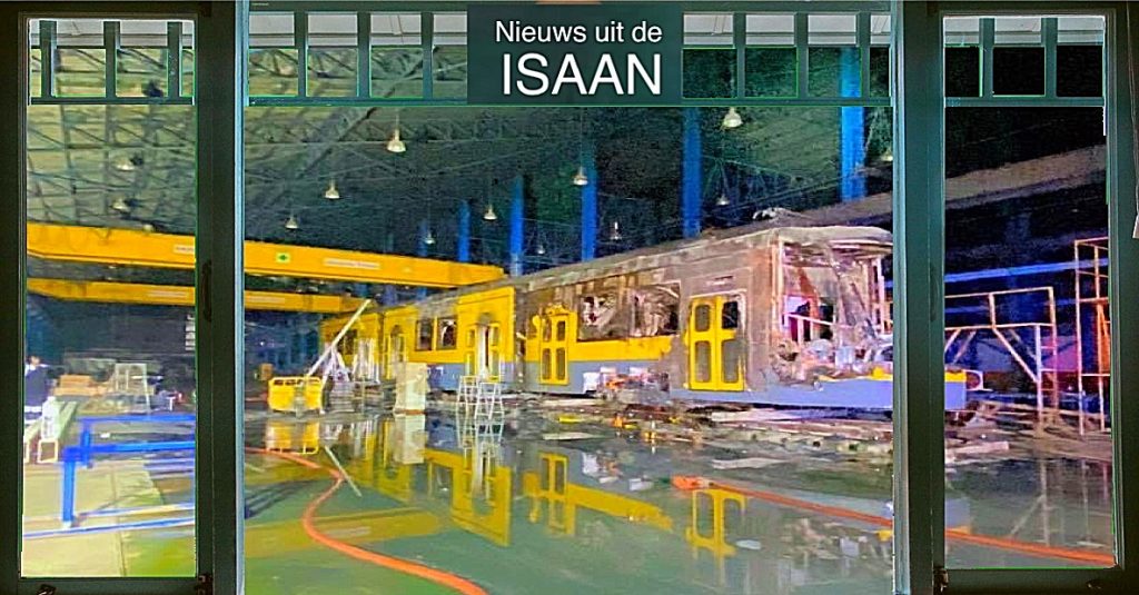 Brand verwoest prototype tram op de campus van de Rajamangala Universiteit in Noordoost-Thailand 