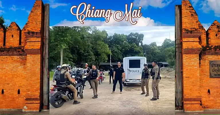 Schokkend tafereel in Noord-thailand Chinese toerist kleedt zich uit bij een parkeergarage van een bekende universiteit in Chiang Mai