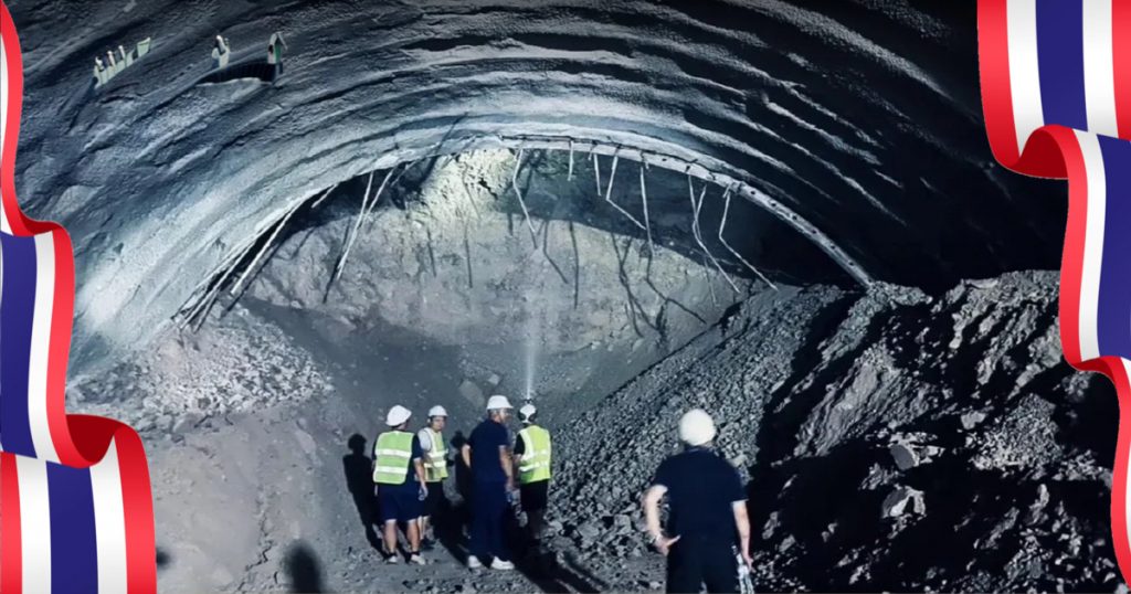 UPDATE | De eerste arbeider jammergenoeg uit de ingestorte treintunnel in Noordoost-Thailand gehaald.