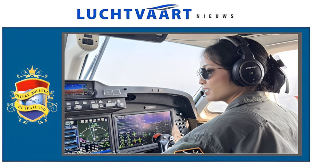 De Koninklijke luchtmacht van Thailand verwelkomt haar eerste vrouwelijke piloot.