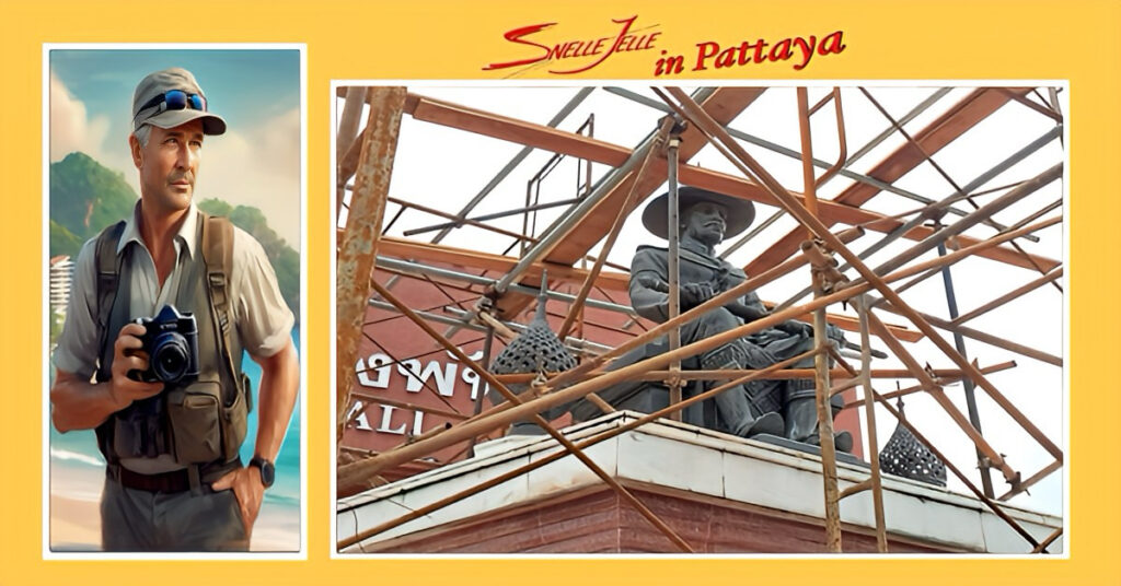 Het monument van koning Taksin, dat voor het gemeentehuis van Pattaya staat, is tijdelijk omgeven door steigers