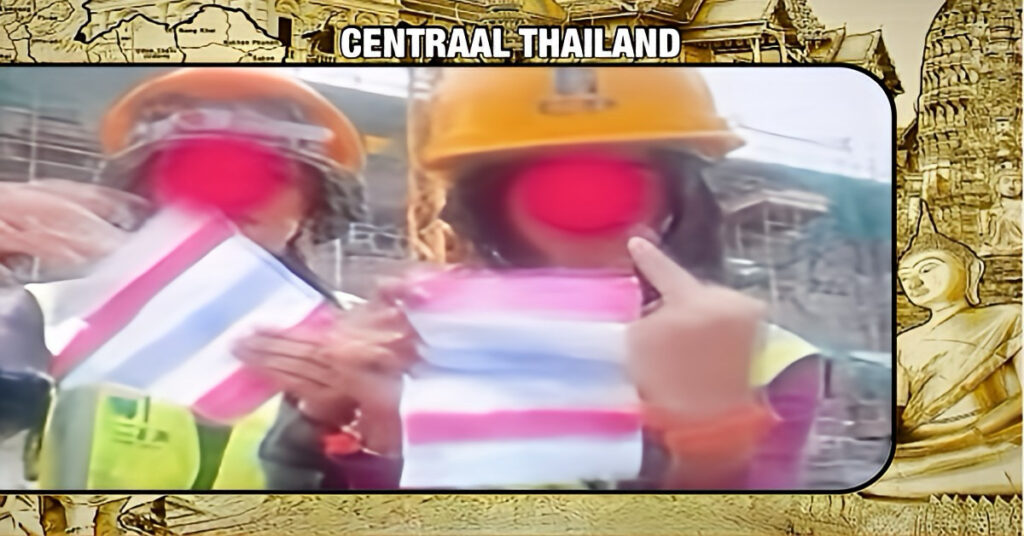 🎥 | Cambodjaanse vrouwen dansen op Thaise vlag en steken hun middelvinger op, politiecommandant in Centraal-Thailand reageert onmiddellijk