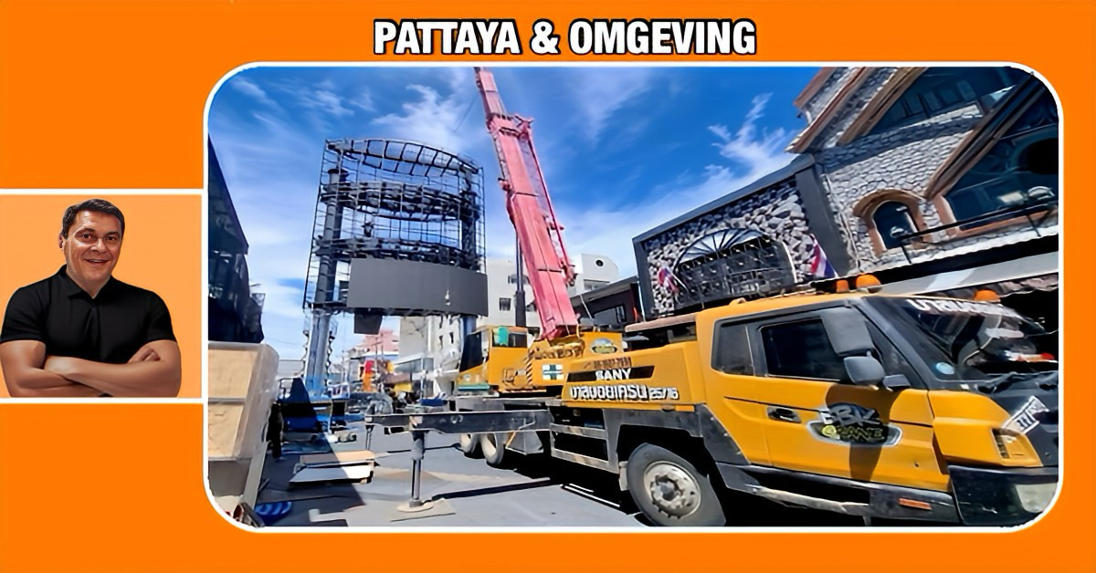 De nieuwe LED-billboards aan beide in/uit gangen van Pattaya Walking Street zijn bijna klaar.