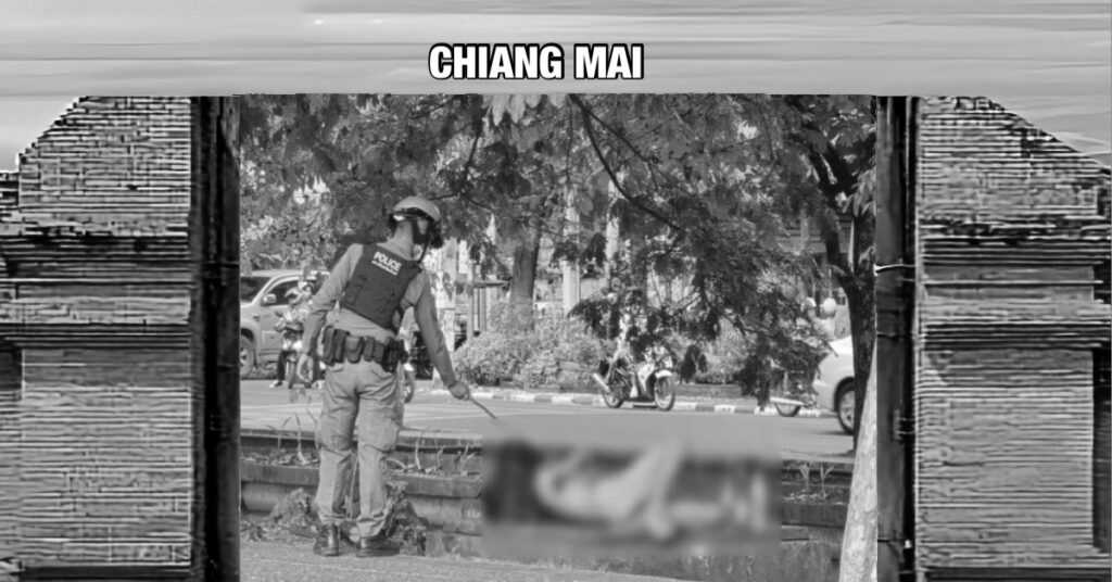 Naakte man zorgt voor enige opschudding bij de gracht in Chiang Mai