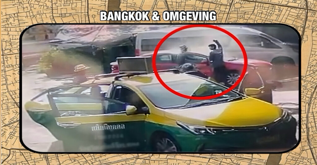 Een Thaise tiener heeft in Bangkok zijn Laotiaanse collega  neer gestoken nadat het slachtoffer hem naar verluidt had misleid om urine te drinken.