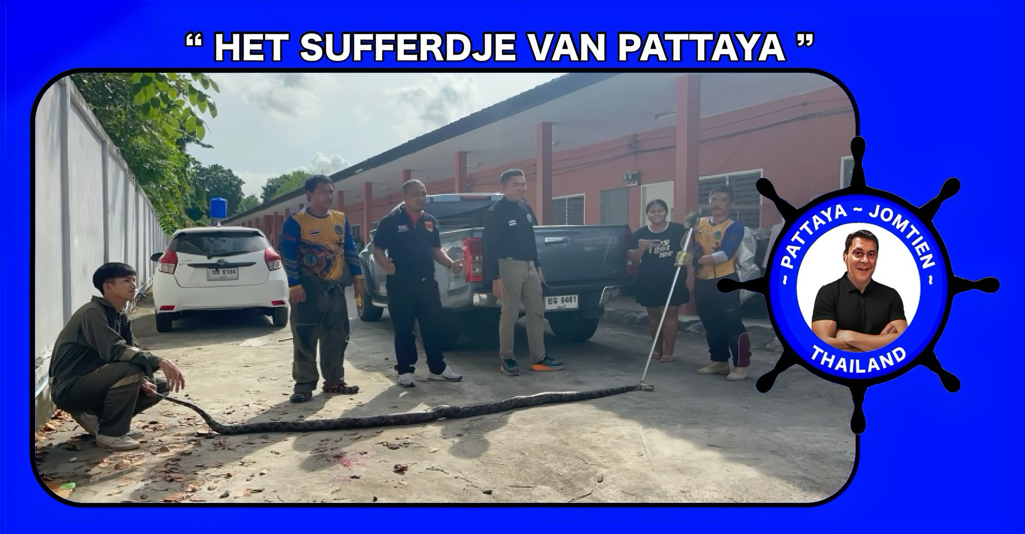 De hulpdienst in Pattaya heeft flink moeten zwoegen om een bijna 5 meter lange python uit de wielkast van een geparkeerde pick-up te krijgen.