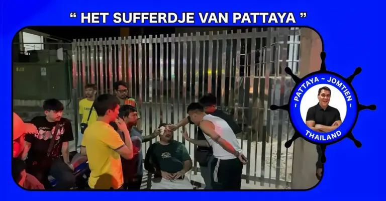 Tikkertje spelen op de Beach Road van Pattaya, loopt voor een Indiase man pijnlijk af