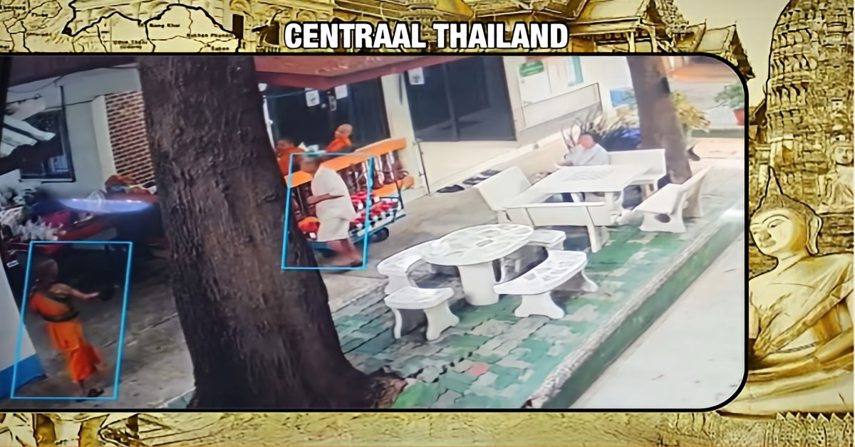 🎥 | Monnik in Centraal-Thailand werd bijna door python gewurgd❗️