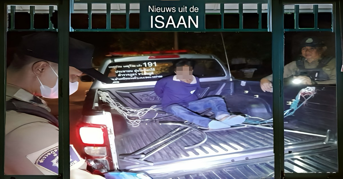 Dronken Thaise man zorgt in Noordoost-Thailand voor paniek onder jongeren door met een machete wild in het rond te zwaaien