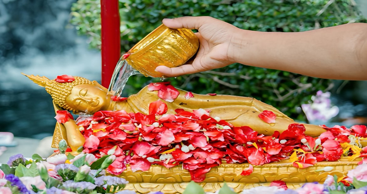 Olleke Bolleke, de meest actieve blogger uit Thailand, heeft een bijzondere boodschap voor al zijn lezers en volgers!