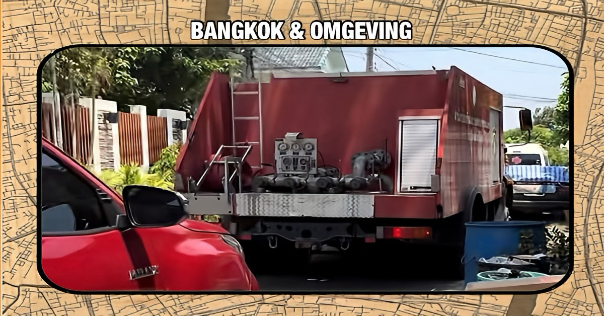 🎥 | De brandweer van Bangkok rukte gisteren met toeters en bellen uit om een luxe elektrische auto te blussen, een sleepwagen bleek niet nodig.