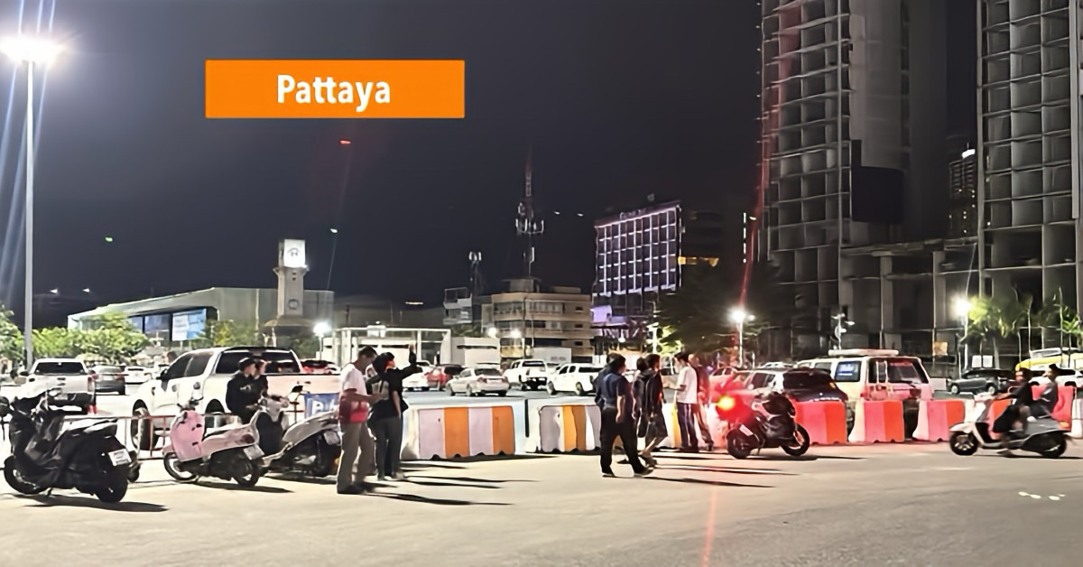 Myanmarese  jongeren mishandelen 16-jarige Thaise schoenendief in Pattaya.