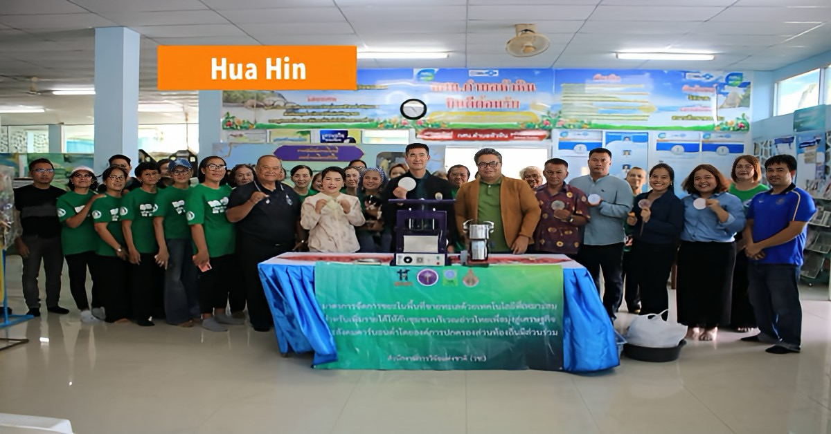 Bij een vooruitstrevend duurzaamheidsproject krijgen plastic flessendoppen in Hua Hin een nieuw leven.