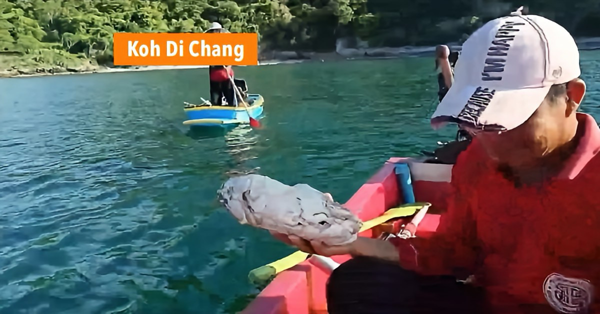 Thaise visser in Oost-Thailand mogelijk in één klap miljonair na het vinden van zeldzaam walvisbraaksel op zee.