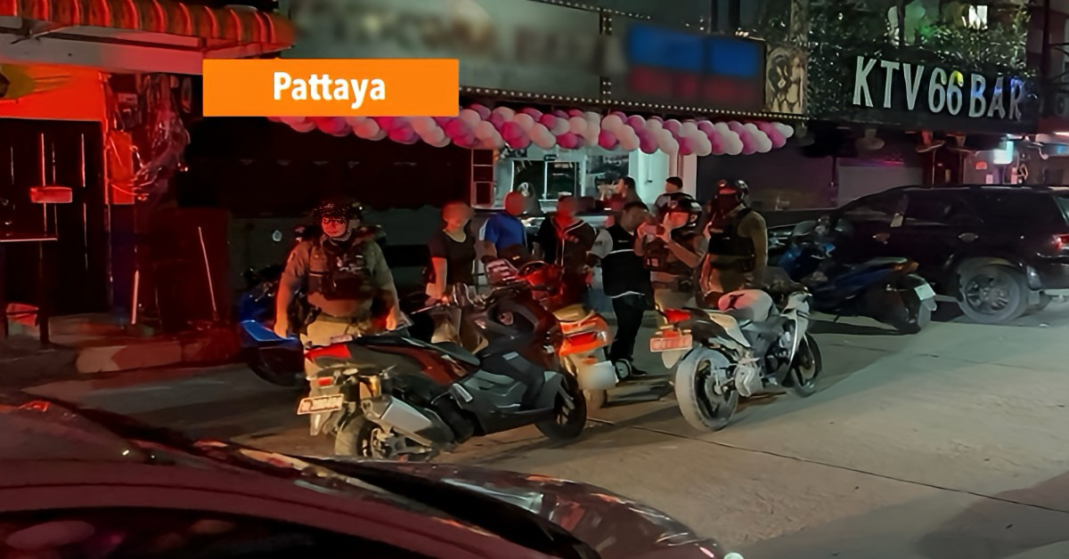 Politie van Pattaya en reddingswerkers snelden naar een kattengevecht in de Miso Bar in Soi 6 om de situatie te kalmeren.