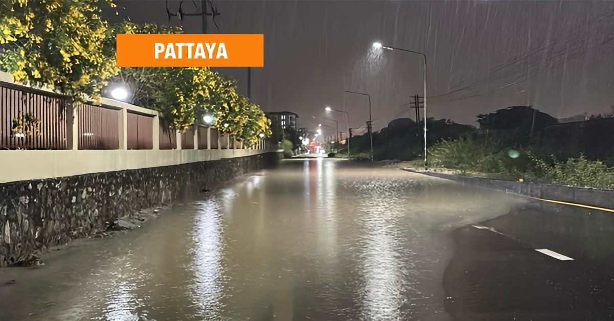 Zware regenval heeft Pattaya opnieuw onder water gezet, terwijl bewoners de eindeloze afwateringsproblemen in twijfel trekken.