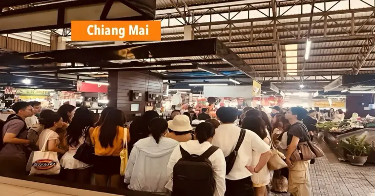 Het laagseizoen in Noord-Thailand bloeit onverwacht op.
