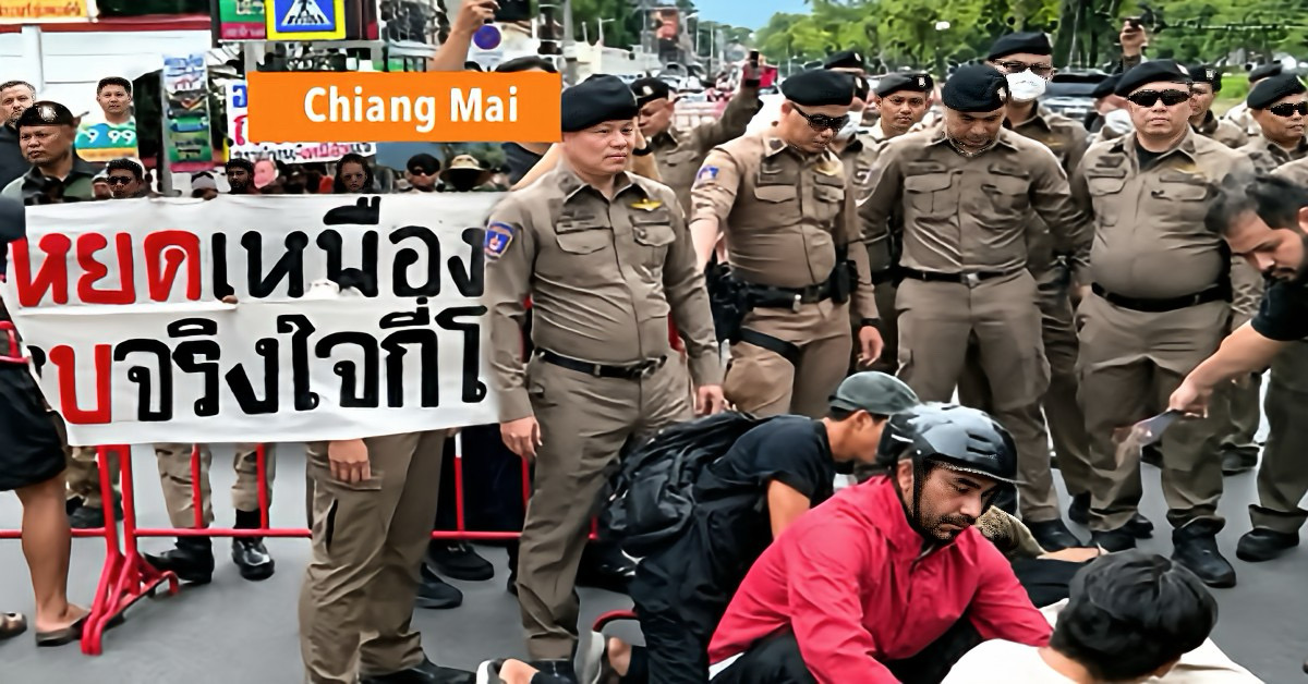 Protest over riviervergiftiging in Noord-Thailand leidt tot twee gewonden bij het Chinese consulaat in Chiang Mai.