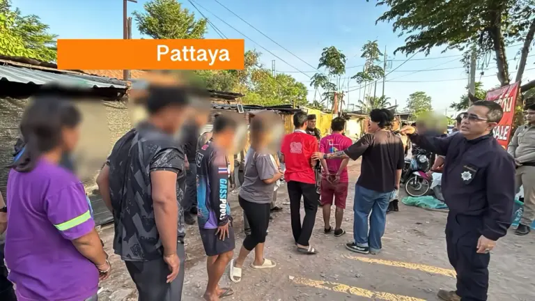 Gecoördineerde invallen in Banglamung en Pattaya leiden deze dinsdagmorgen tot meerdere aanhoudingen.