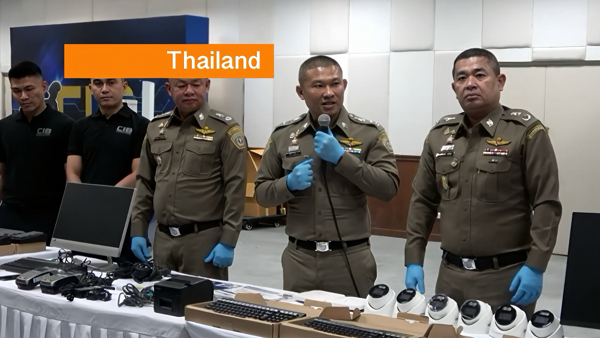 Thailand ontmantelt een crimineel netwerk dat op gewiekste wijze creditcardgegevens stal.