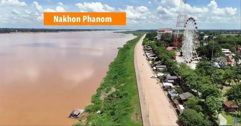 De Mekong rivier in Thailand blijft stijgen, de autoriteiten in de provincie Nakhon Phanom houden regio scherp in de gaten.