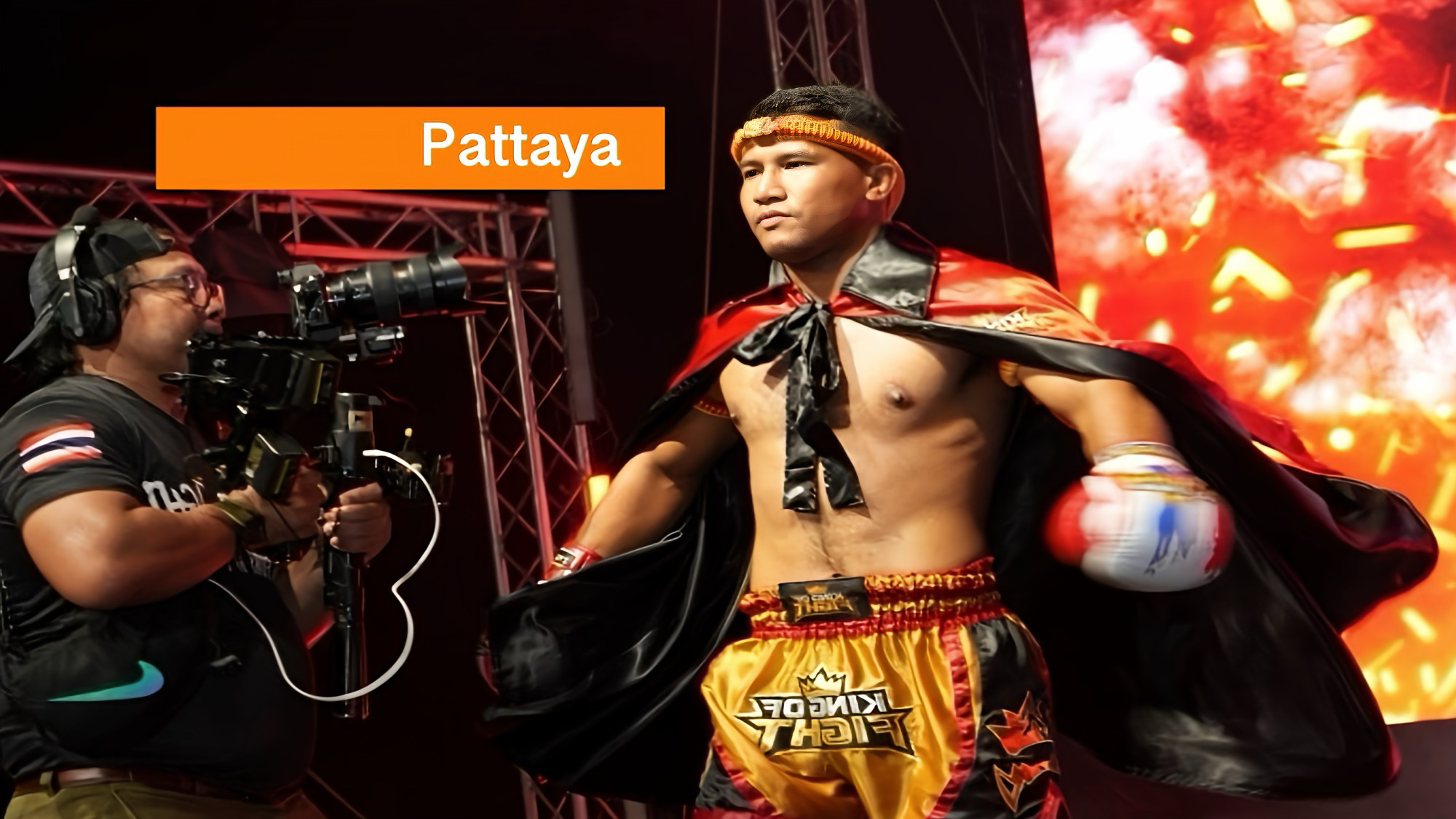 Muay Thai-gevechten op het strand van Pattaya zorgen voor spanning en sensatie.