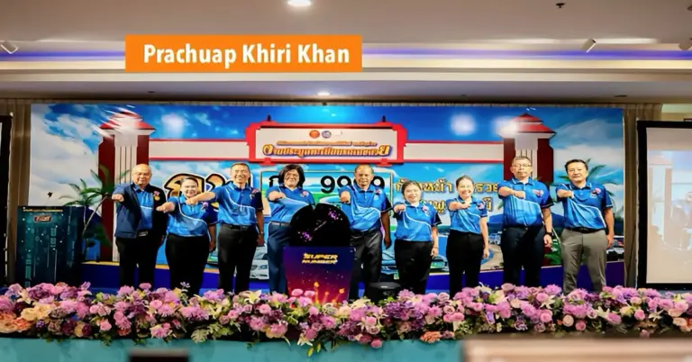 Het was een spannende veiling in het Prachuap Grand Hotel: de meest gewilde kentekenplaat van Prachuap Khiri Khan bracht 18 miljoen baht op.