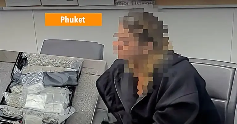 Een 21-jarige Belgische vrouw is op Phuket gepakt met ongeveer 31,7 kilo wiet in haar koffers toen ze Thailand wilde verlaten.