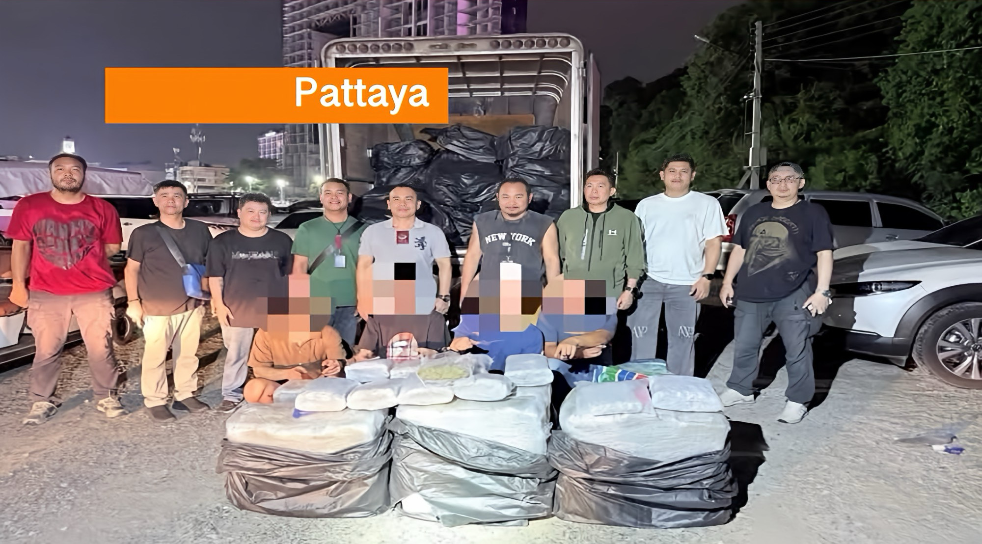 Provinciale politie van Chonburi neemt 512 kg cannabis in beslag bij Bali Hai-pier in Pattaya.