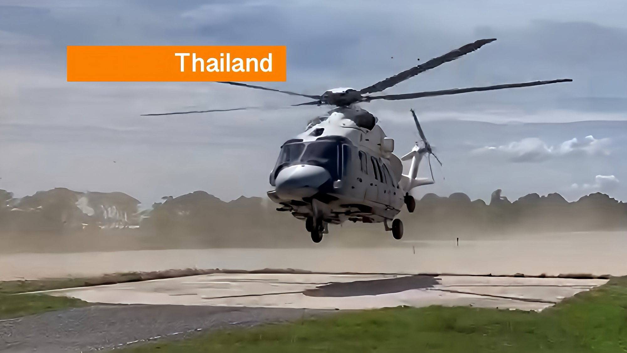 Premier Anutin van Thailand arriveert per helikopter in Chonburi en eist versnelde afhandeling in de afschuwelijke zaak met vijf doden in Pattaya.