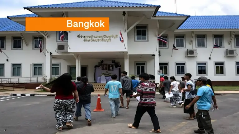 Na jaren waait er een nieuwe wind in Thailand: vluchtelingen uit Myanmar krijgen een roze Thaise identiteitskaart en kunnen daardoor legaal werken.