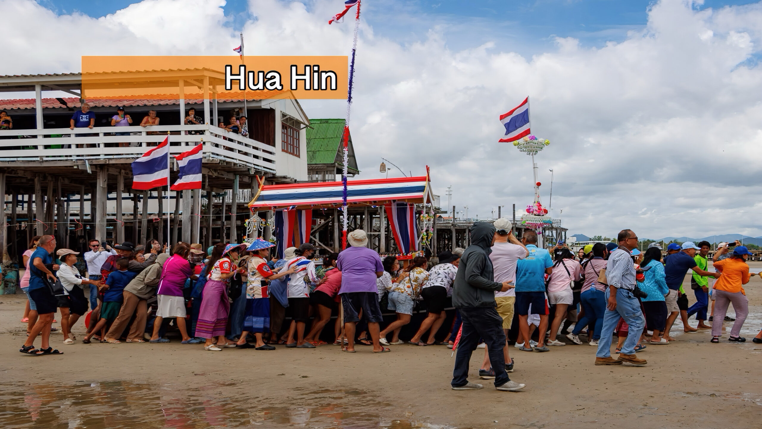 Op 26 september wordt in Hua Hin, de Ship to Sea‑ceremonie georganiseerd.