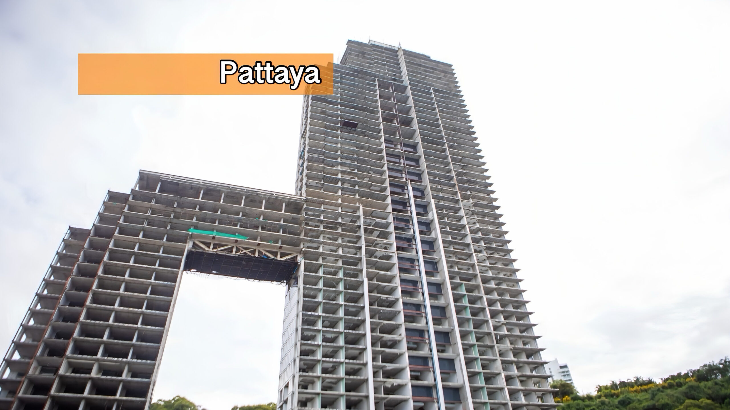 Bestaat voor het Waterfront‑project aan de Bali Hai haven van Pattaya enige hoop of toch………..de sloop!